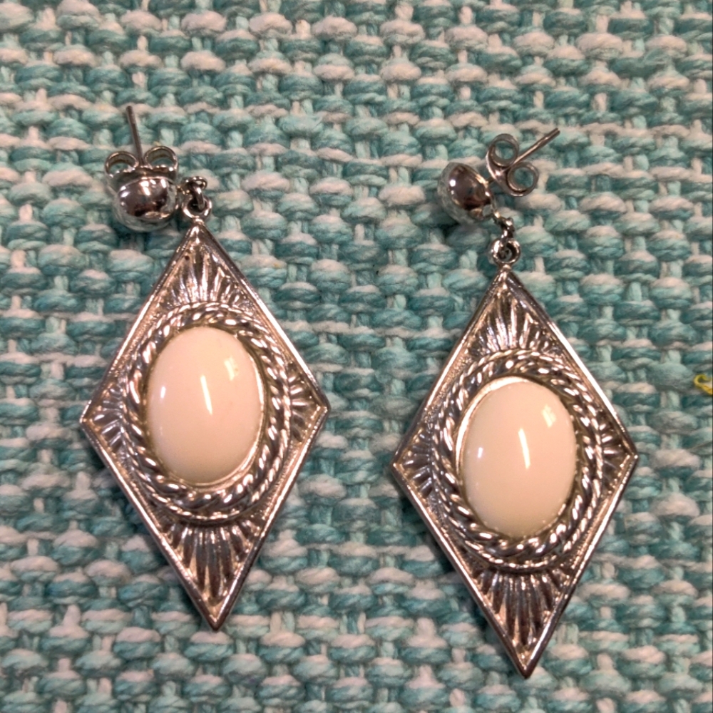 Silver and White stone Earrings